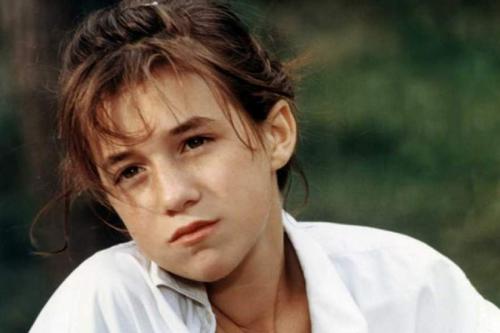 Звезды, которым неказистая внешность не помешала стать знаменитыми