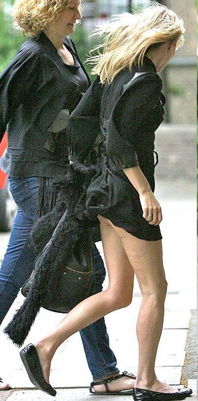 Знаменитости, застигнутые врасплох порывами ветра