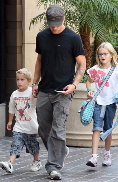 Самые горячие папочки Голливуда