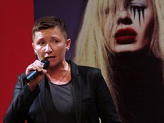 Диана Арбенина на «Пионерских чтениях» затмила Ксению Собчак