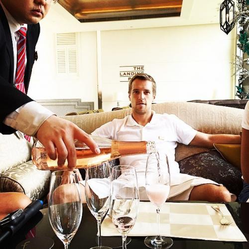 Самые неожиданные фото российских футболистов из Сети