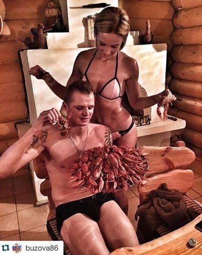 Самые неожиданные фото российских футболистов из Сети