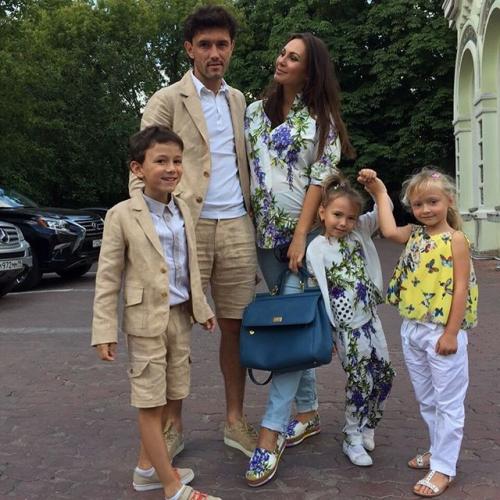 Самые неожиданные фото российских футболистов из Сети