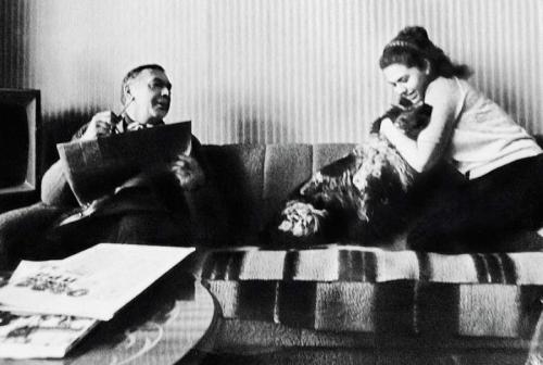 Редкие фото советских знаменитостей с детьми