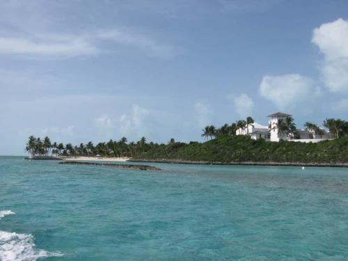 15 богатых знаменитостей, которые владеют островами