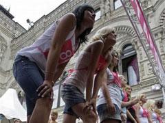 На Красной площади состоялись гонки на высоких каблуках