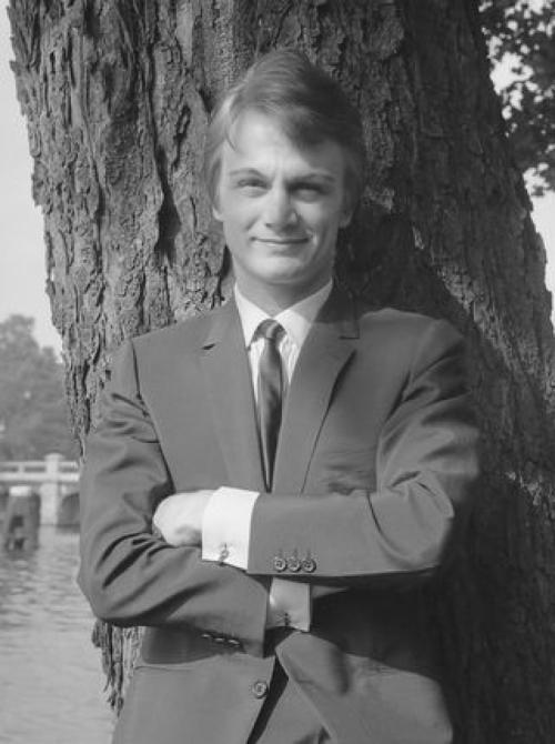 Самые странные и нелепые смерти знаменитостей