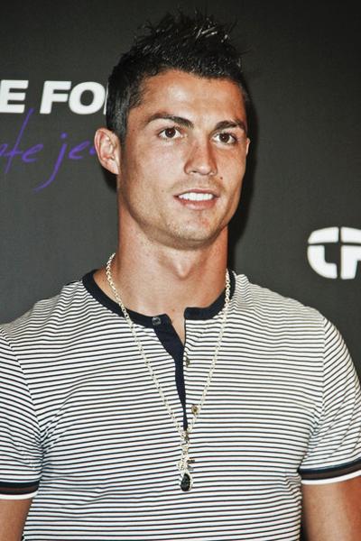 Топ-20 самых хулиганских нападений звезд на папарацци