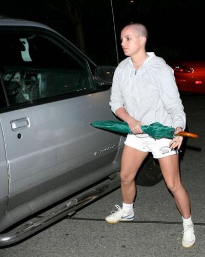 Топ-20 самых хулиганских нападений звезд на папарацци