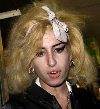 Топ-20 самых хулиганских нападений звезд на папарацци