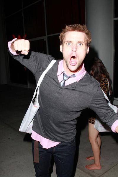 Топ-20 самых хулиганских нападений звезд на папарацци