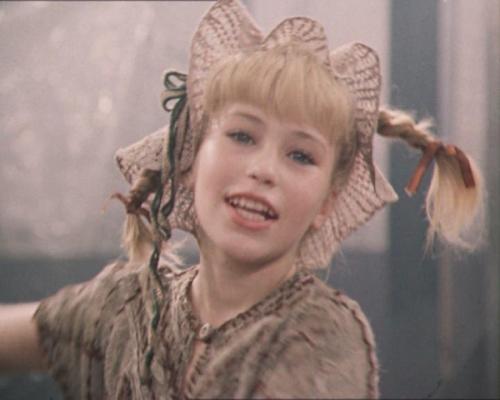 Алиса, Мальвина и другие: как сложилась судьба маленьких красавиц кино СССР