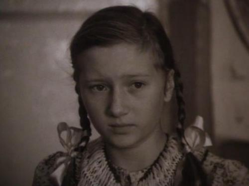 Алиса, Мальвина и другие: как сложилась судьба маленьких красавиц кино СССР