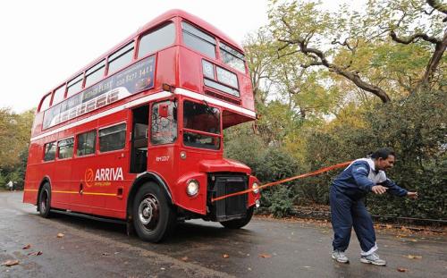 Чудаки не оставляют попыток стать рекордсменами Гиннесса