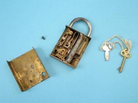 Самое интересное и необычное оружие из арсенала шпионов