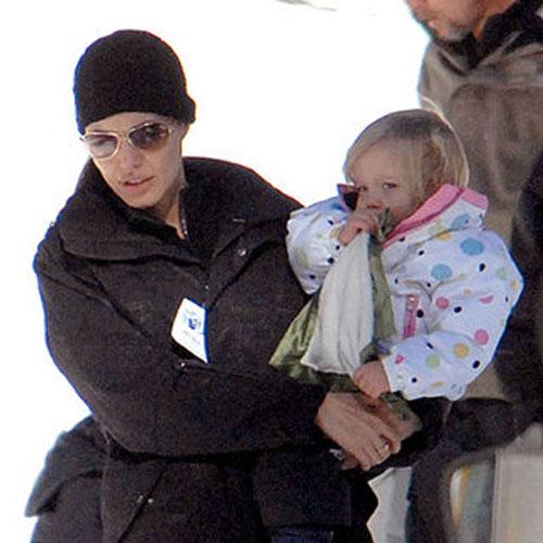 Семейство Джоли-Питт порезвилось на горнолыжном курорте