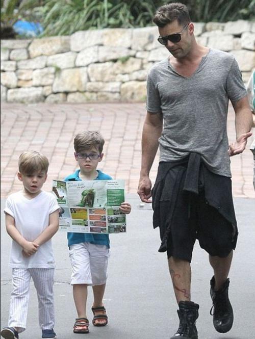 Знаменитости, чьих детей выносили суррогатные матери