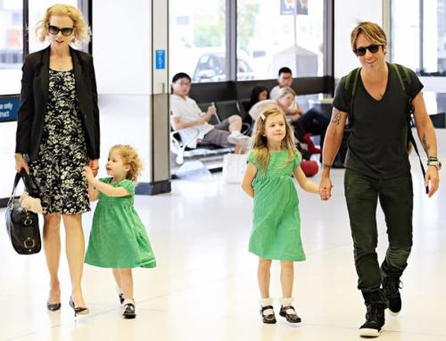 Знаменитости, чьих детей выносили суррогатные матери