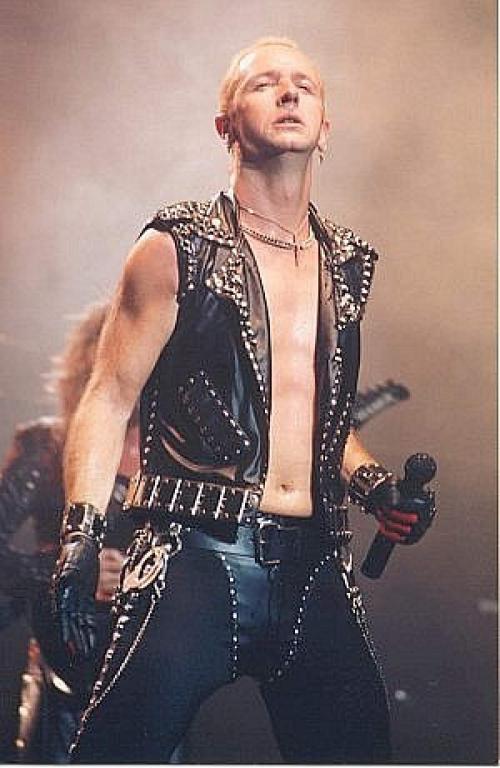 Звезды, о гомосексуальности которых вы не догадывались