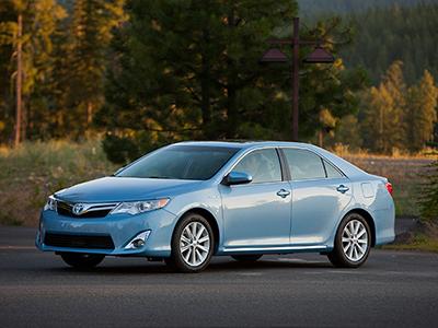 Топ-25 самых продаваемых автомобилей 2012 года в России