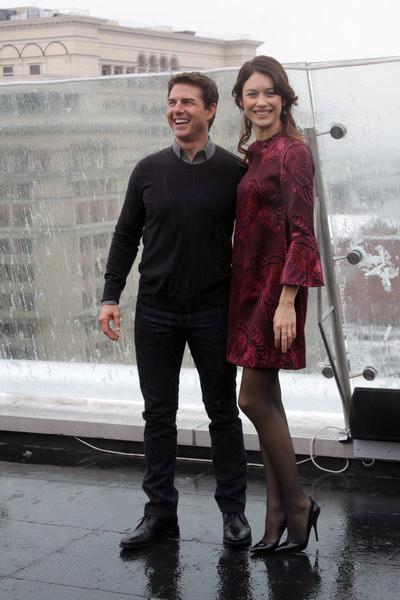 Том Круз приехал в Москву с женой