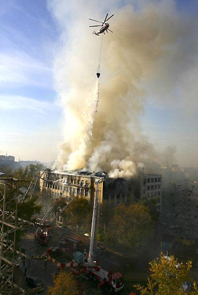 Страшный пожар в Москве: студенты выпрыгивали из окон