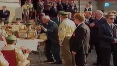 Скандальные фото политиков, которые они хотели бы забыть