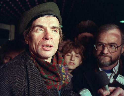 Знаменитости, умершие от СПИДа