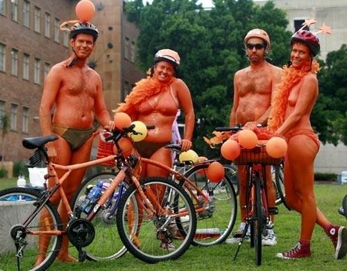 Самые смешные фотографии по версии Агентства Франс Пресс