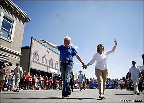 Из семейного архива: Хиллари Клинтон желает быть Биллом