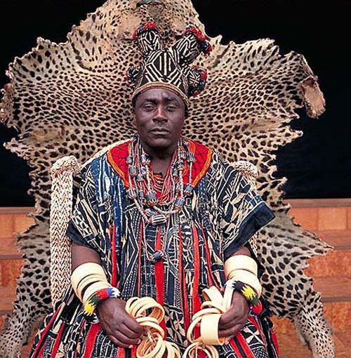 Голубая кровь «Черного Континента»: 18 африканских королей