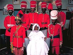 Голубая кровь «Черного Континента»: 18 африканских королей