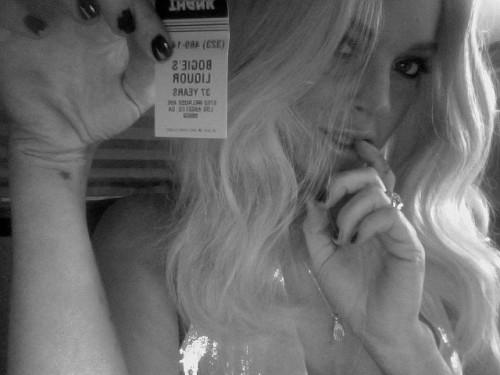 Частные фото звезды: мир глазами Линдсей Лохан