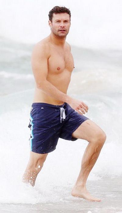 Звездные мужчины без рубашек