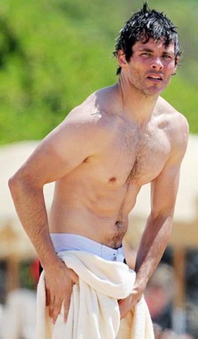 Звездные мужчины без рубашек