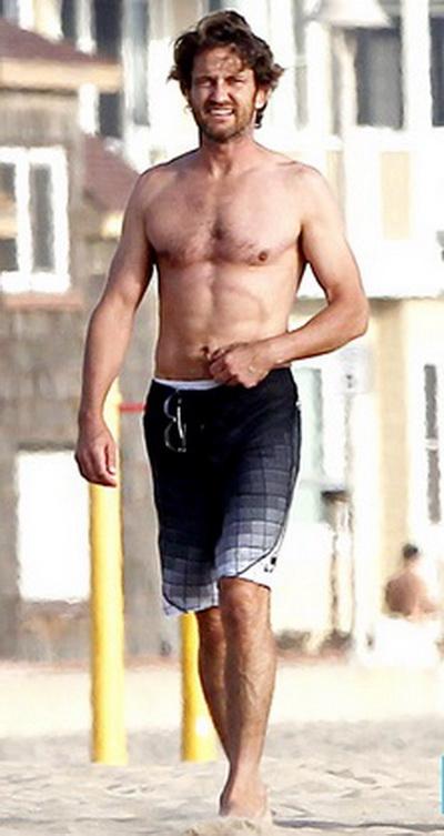 Звездные мужчины без рубашек