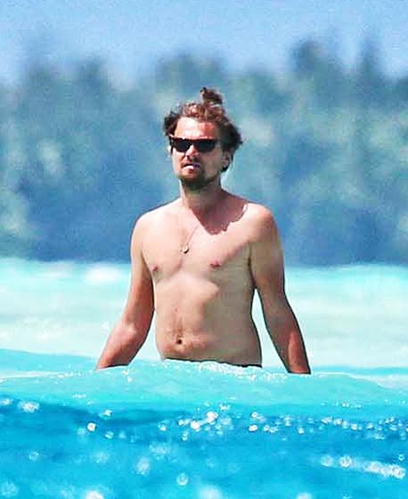 Звездные мужчины без рубашек