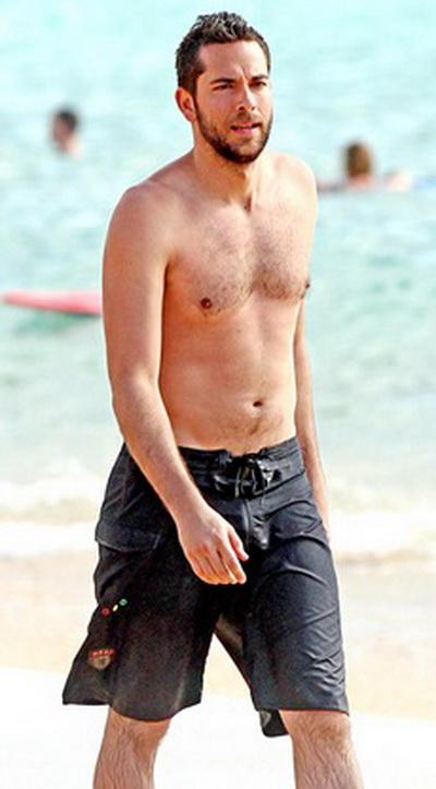 Звездные мужчины без рубашек