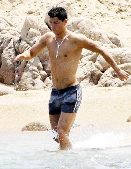 Звездные мужчины без рубашек