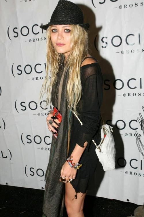 Знаменитости, которые страдали психическими расстройствами