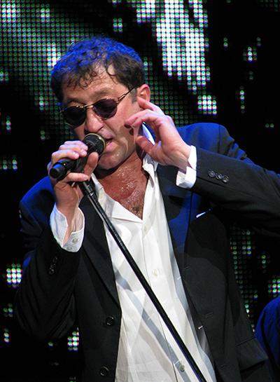 Сколько получают звезды за свои выступления