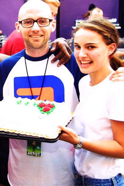 Первая любовь: с кем знаменитости встречались в юности