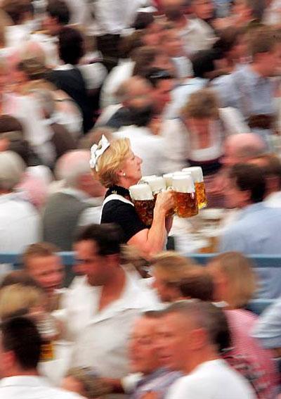 Самый большой пивной праздник стартовал в Мюнхене