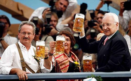 Самый большой пивной праздник стартовал в Мюнхене