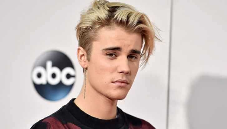 Знаменитости, которые побороли алкоголизм в юности