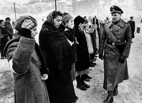 Самые позорные ошибки голливудских костюмеров