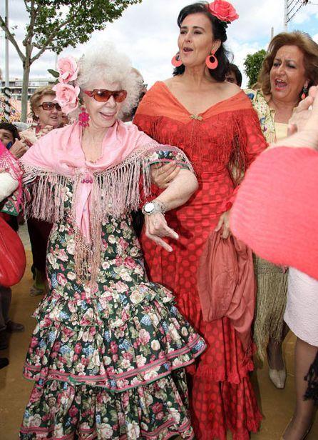 85-летняя герцогиня выходит замуж за простолюдина