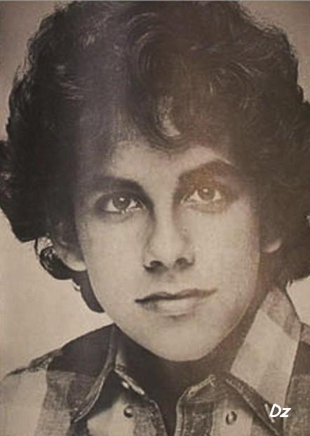 Редкие фотографии юных знаменитостей. часть 6