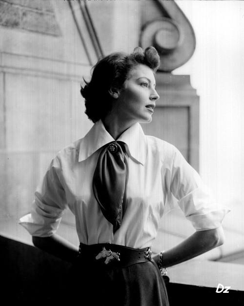 Редкие фотографии юных знаменитостей. часть 6