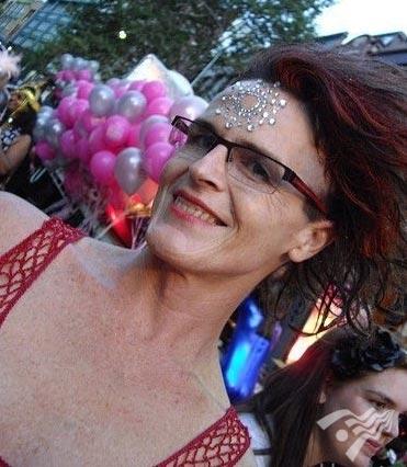 Власти Австралии лишили бесполого человека его статуса